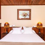Casa Jurado بيت شباب *